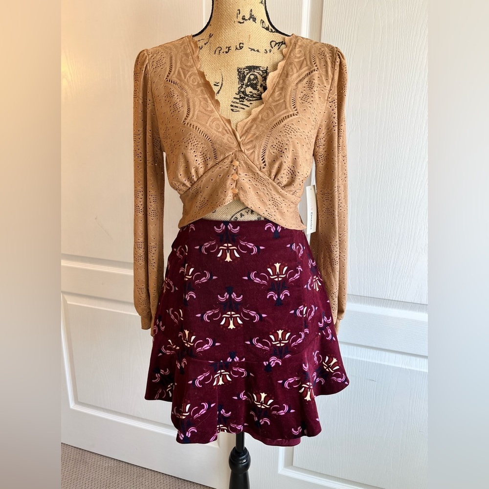 Free people skirt. NWT. Top available too.